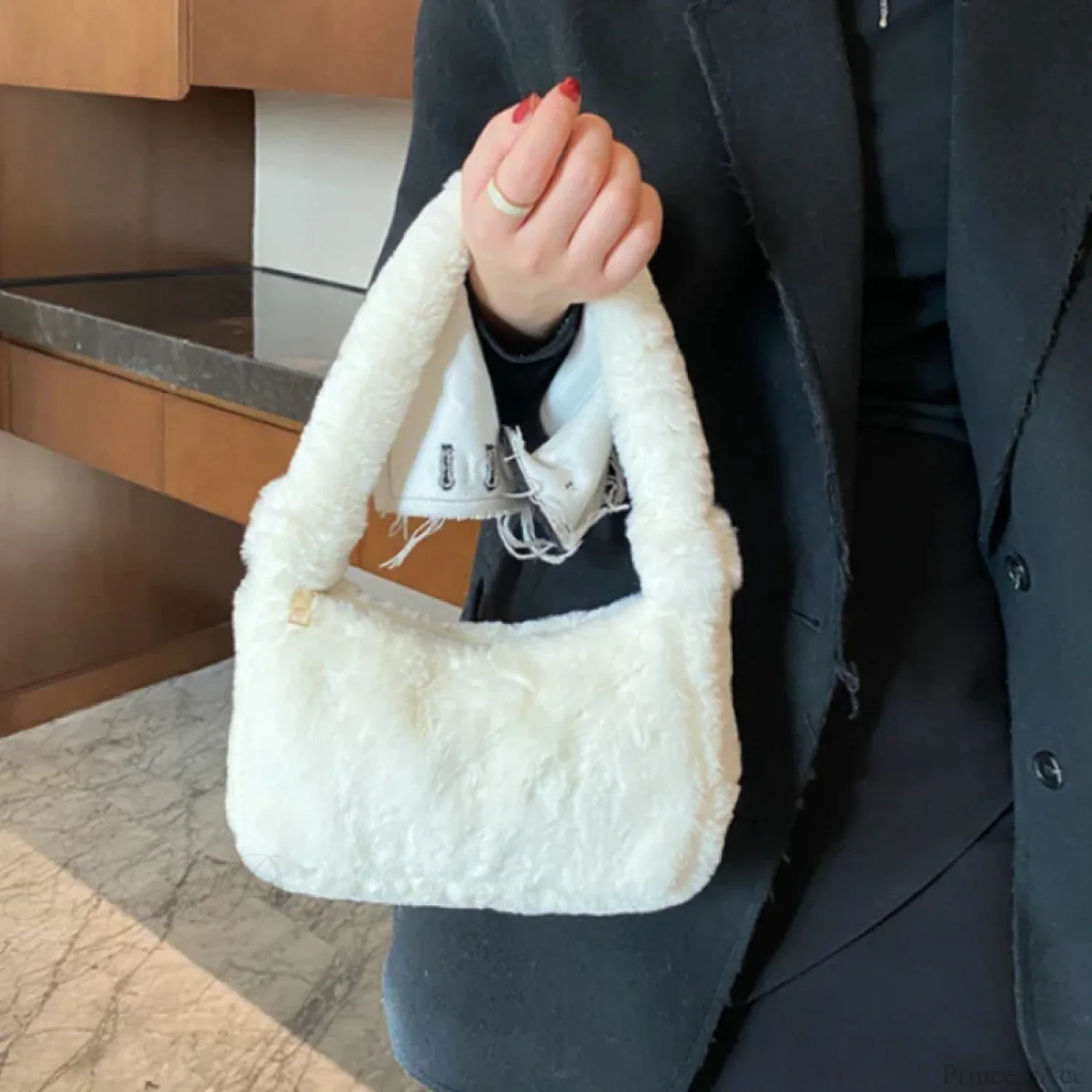 Large Capacity PU Leather Shoulder Bag
