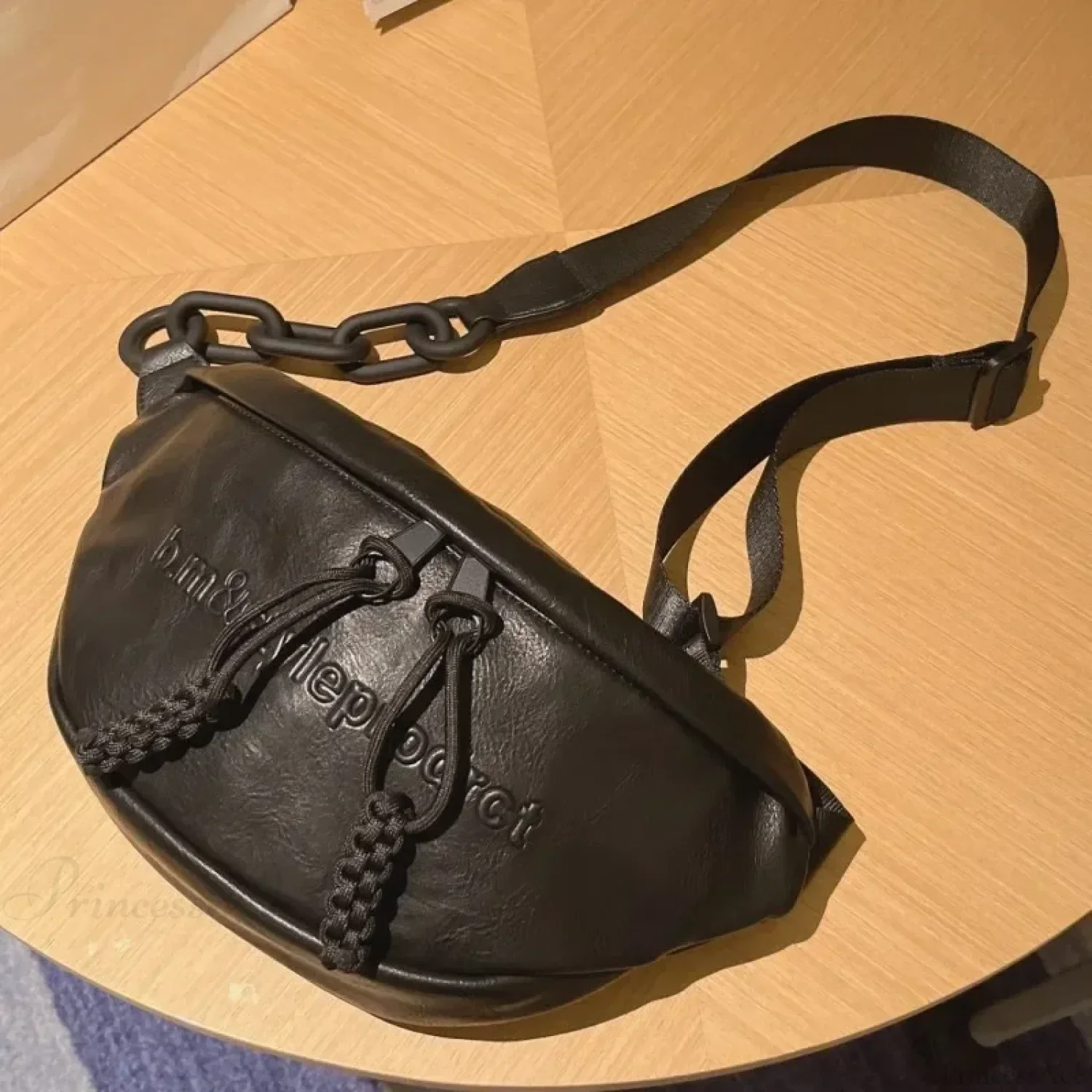 Leather Chest Bag for Women Crossbody - Image 2