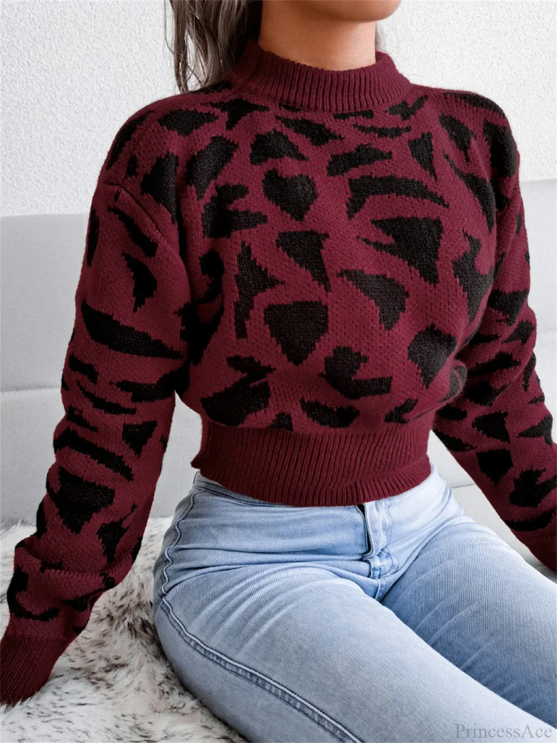 Leopard Pattern Waist Collection Round Neck Sweater - Image 5