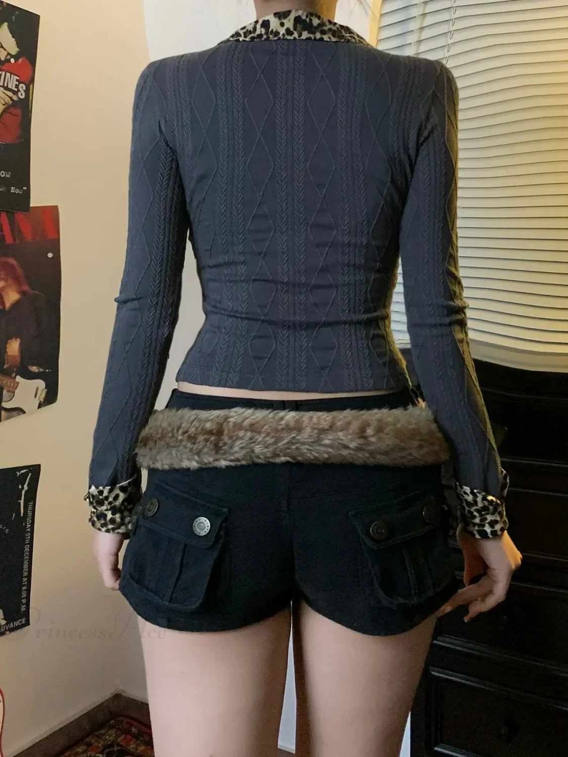 Leopard Printed Patchwork Fake 2 Piece Slim Turn-Down Collar Long Sleeve Knit Top - Image 2