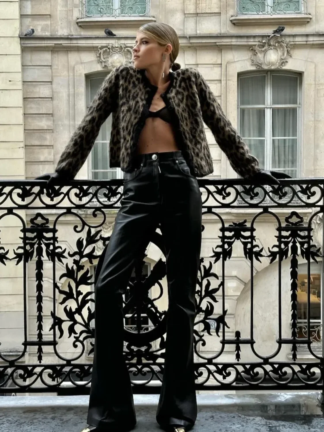 Leopard Printed Round Neck Cardigan - Image 5
