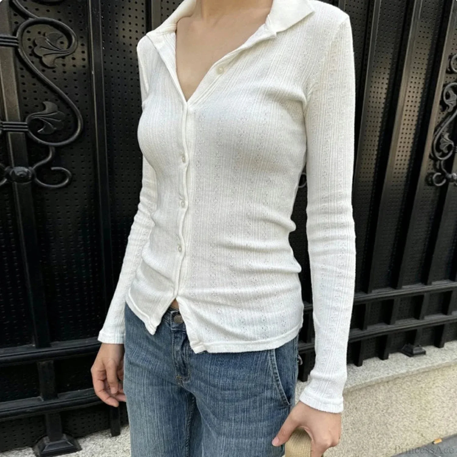 Lightweight Knitted Cardigan Solid Color Button-down Knit Top - Image 3