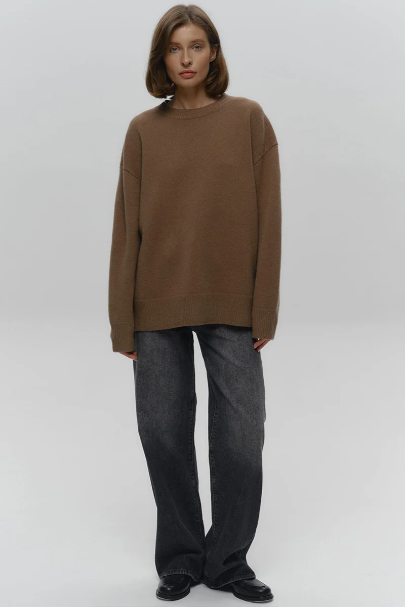 Loose Fit Crew Neck Knit Sweater - Image 4