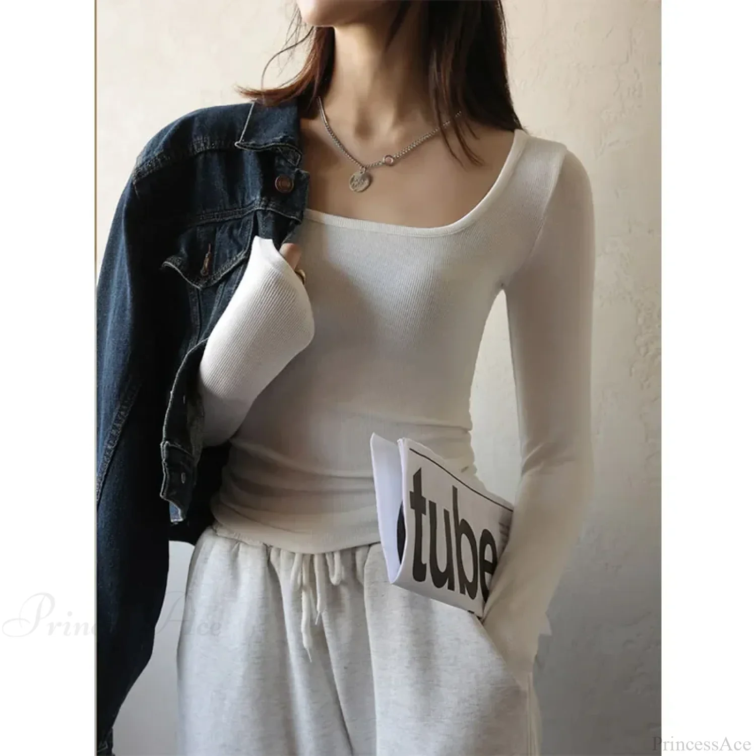 Low Neck Undercoat Slim Fit Sweater - Image 10