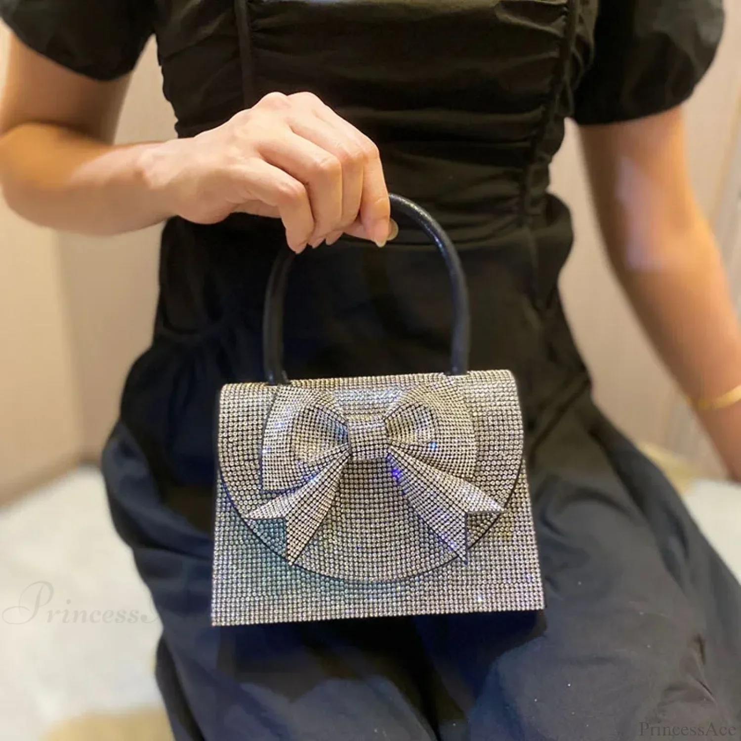 Luxury Bowknot Diamonds Metal Small Clutch Party Bag - Image 2