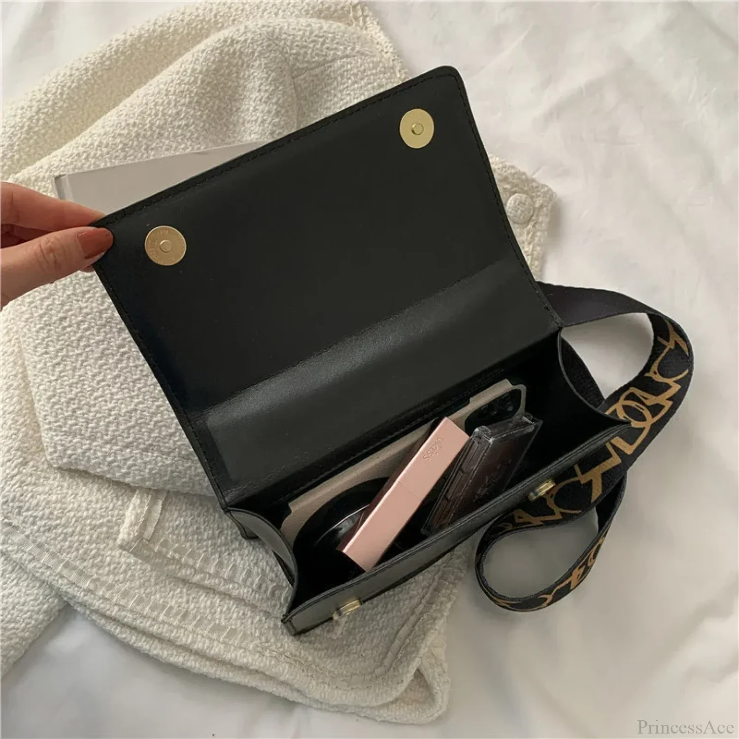Luxury Designer Crossbody Shoulder Handbag - Image 6