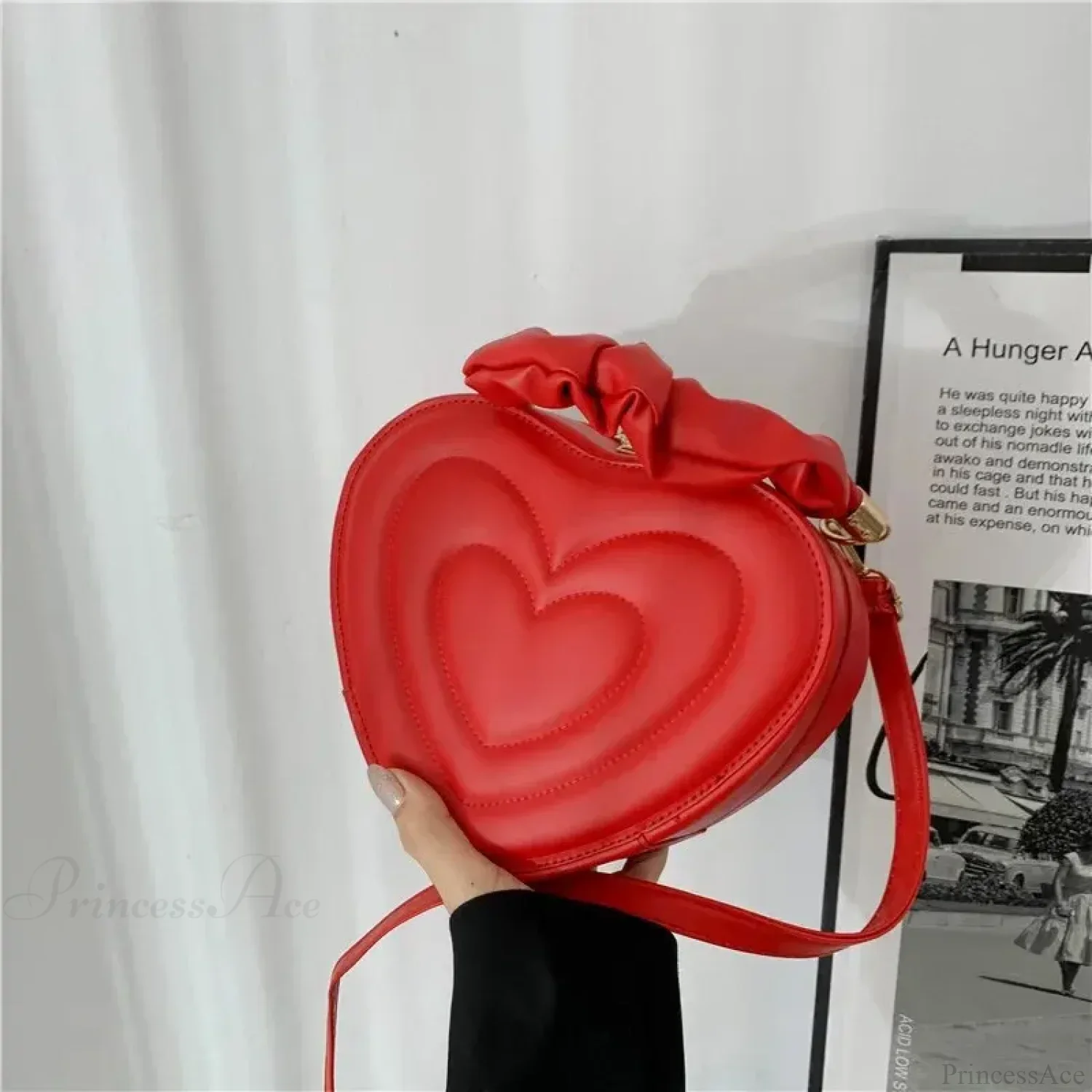 Luxury Quilted PU Leather Heart Crossbody - Image 2