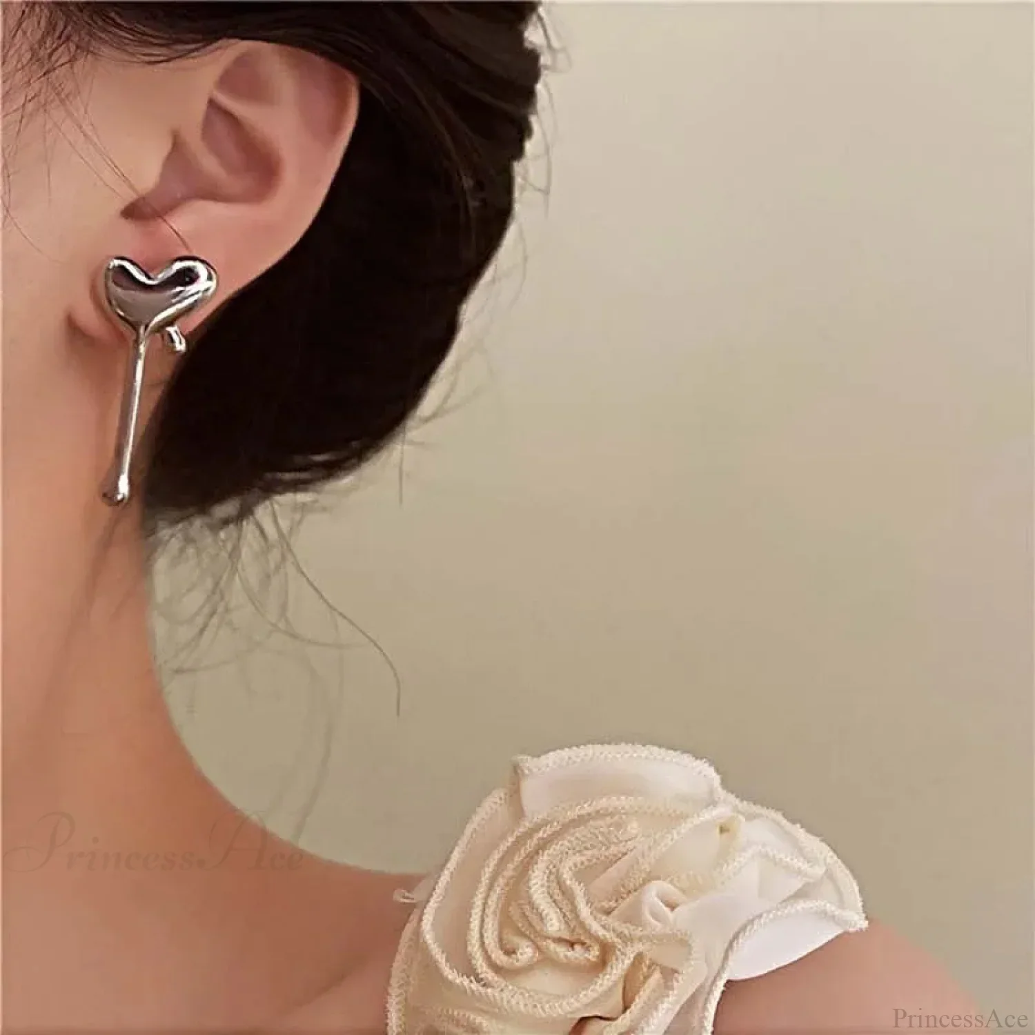 Metal Liquid Irregular Heart Drop Earring - Image 2