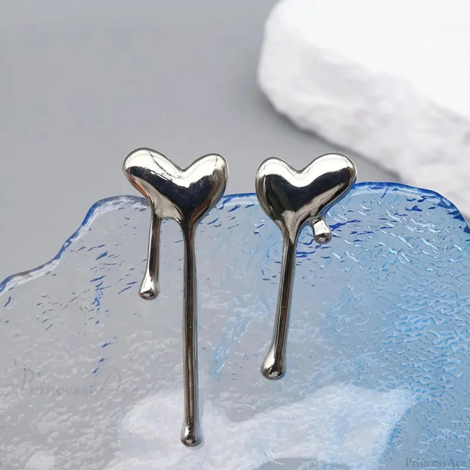 Metal Liquid Irregular Heart Drop Earring - Image 3