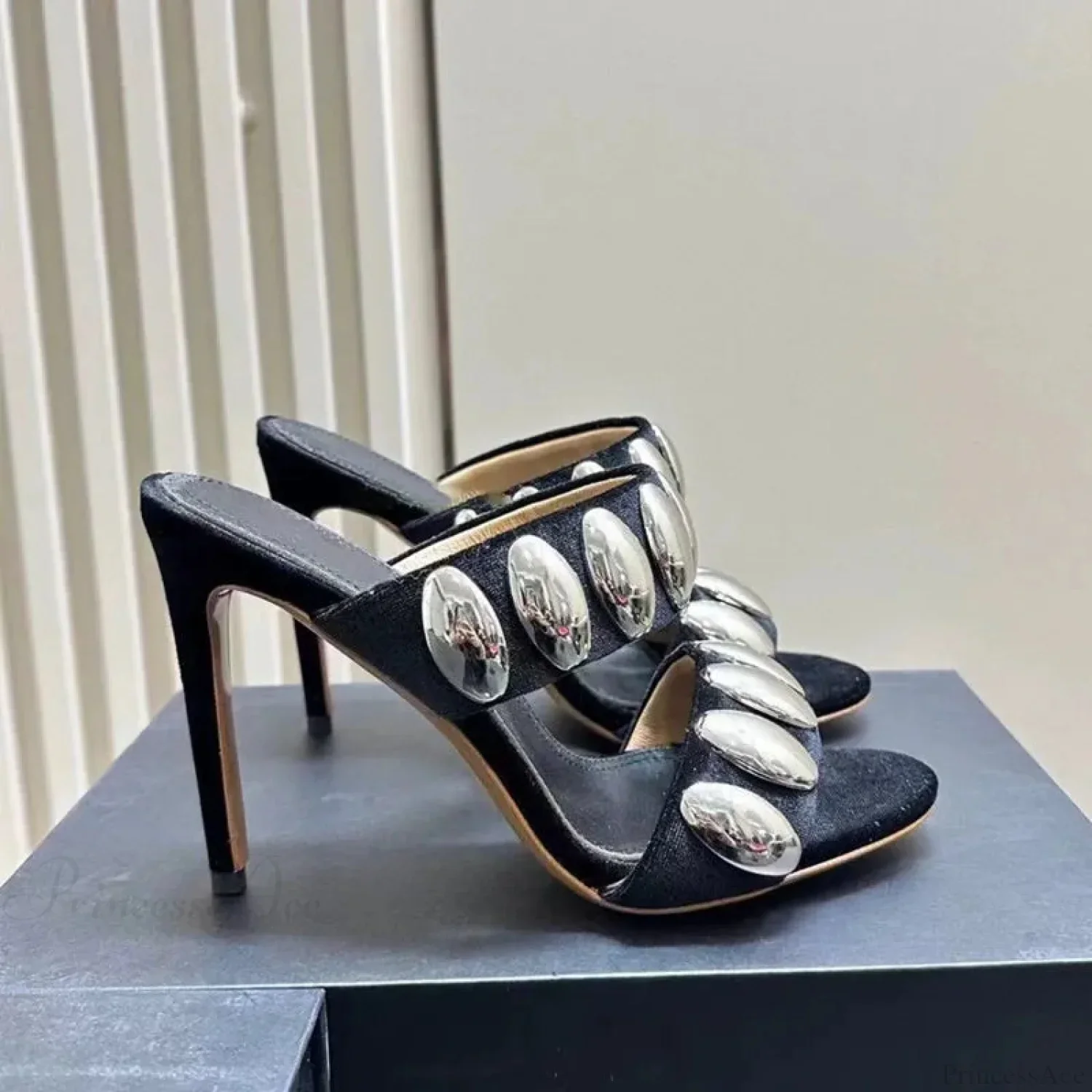 Metal Ornamental Gothic Suede Slippers Tall Heel - Image 5