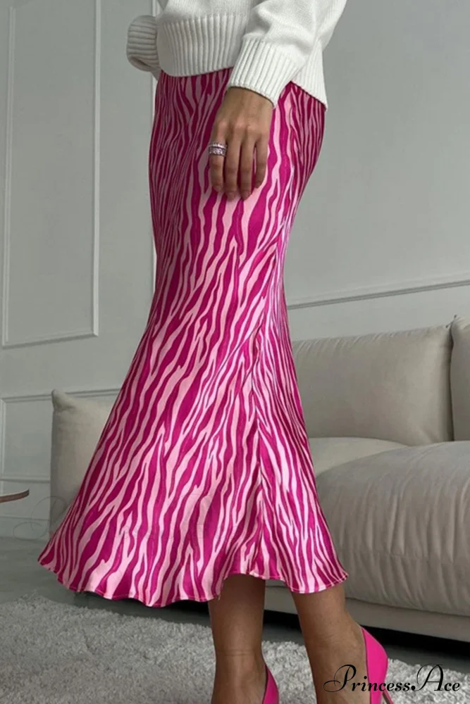 Midi Fishtail Zebra Skirt - Image 12