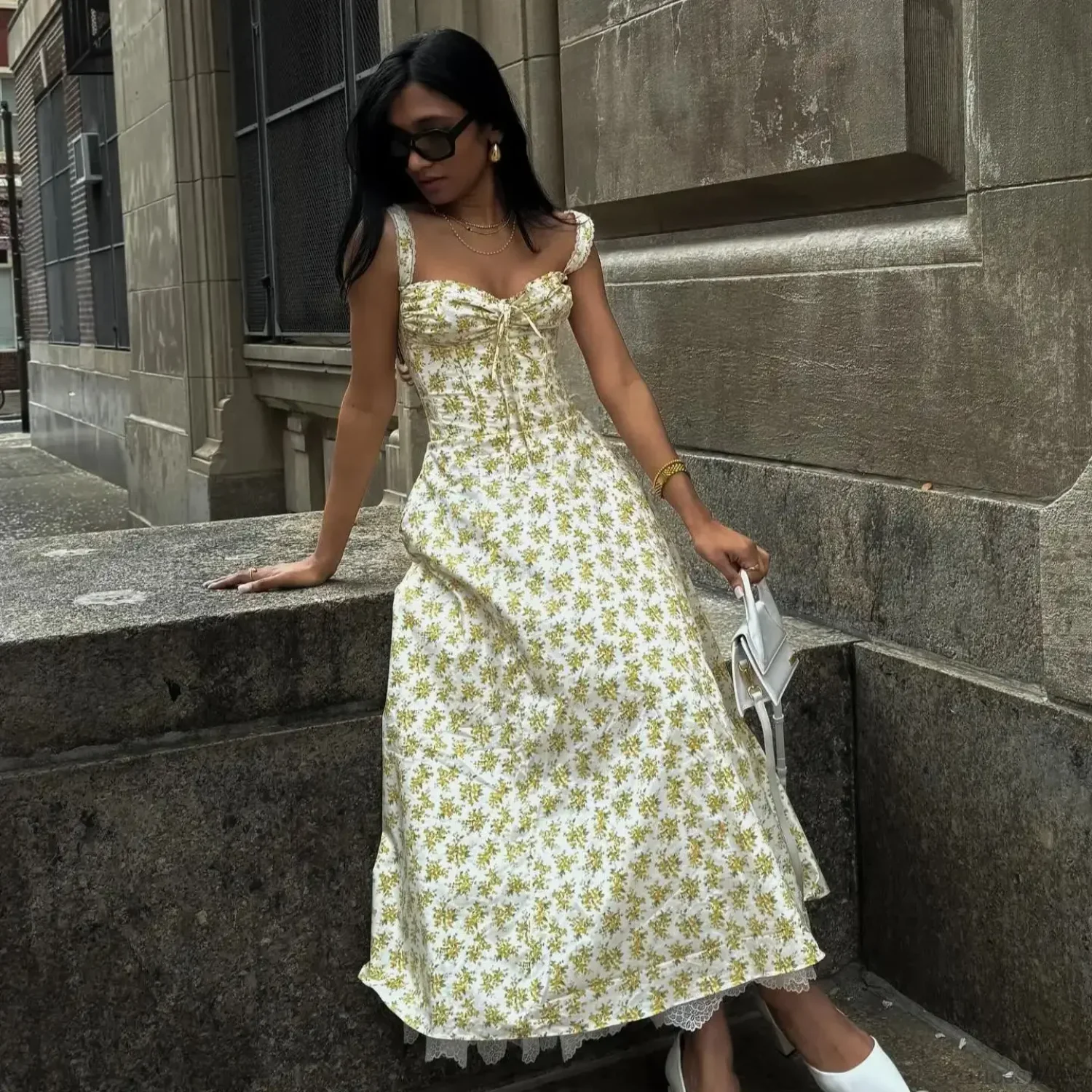 Elegant Floral Print Summer Midi Dress - Image 3