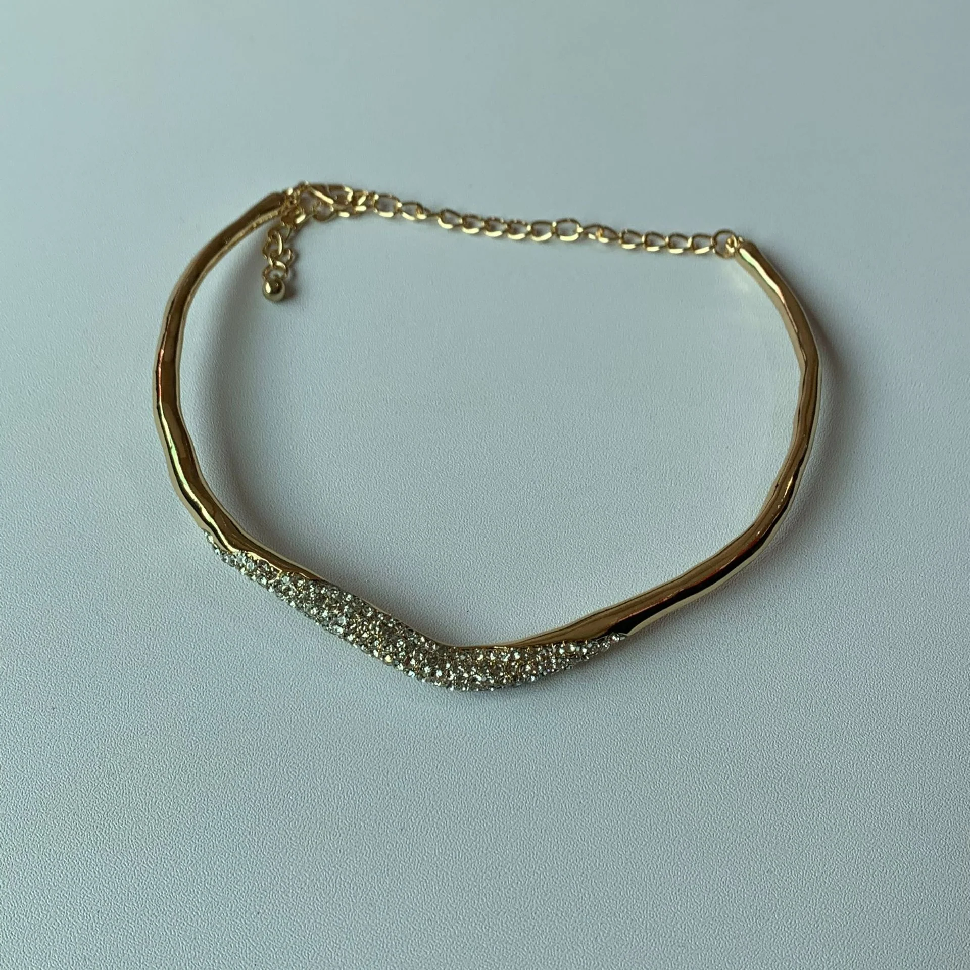 Minimal Metal Irregular Lava Rhinestone NeckLace - Image 3