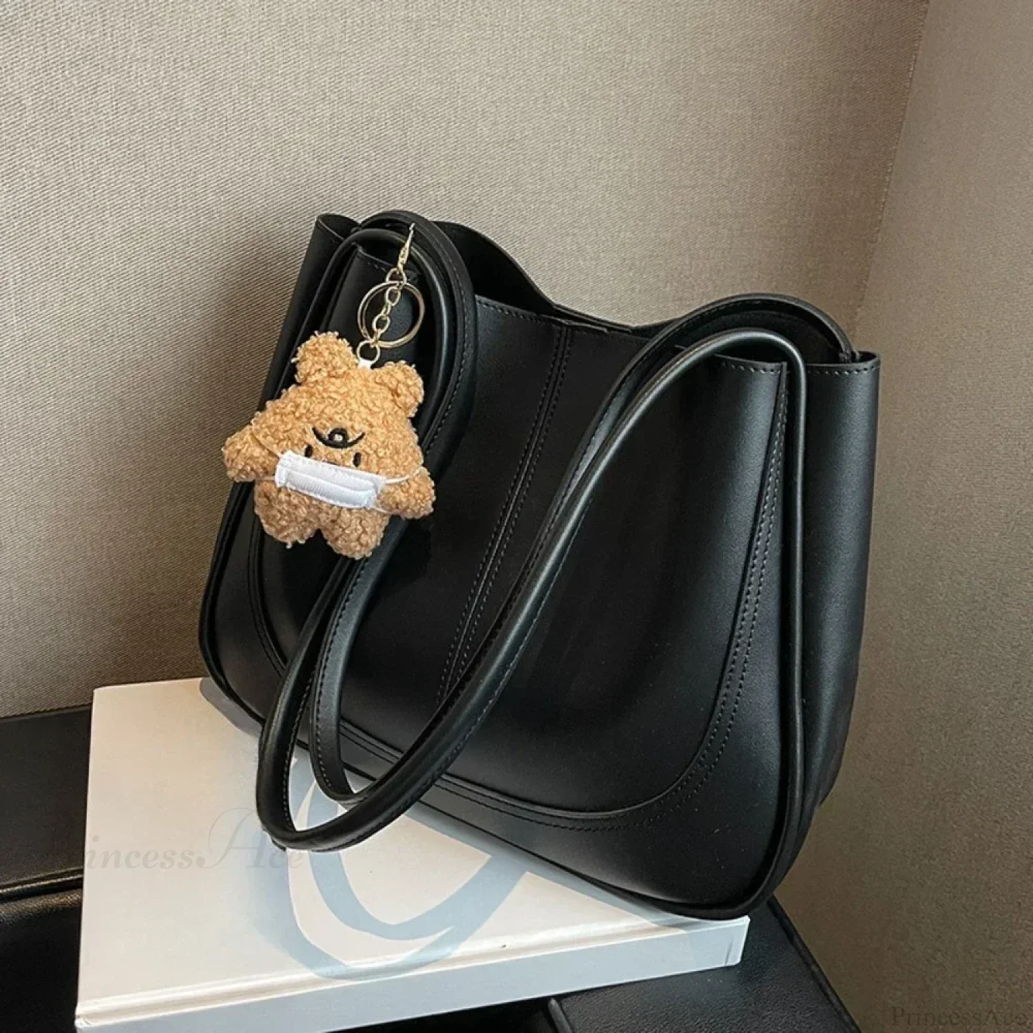 Minimalist PU Leather Shoulder Bag - Image 3