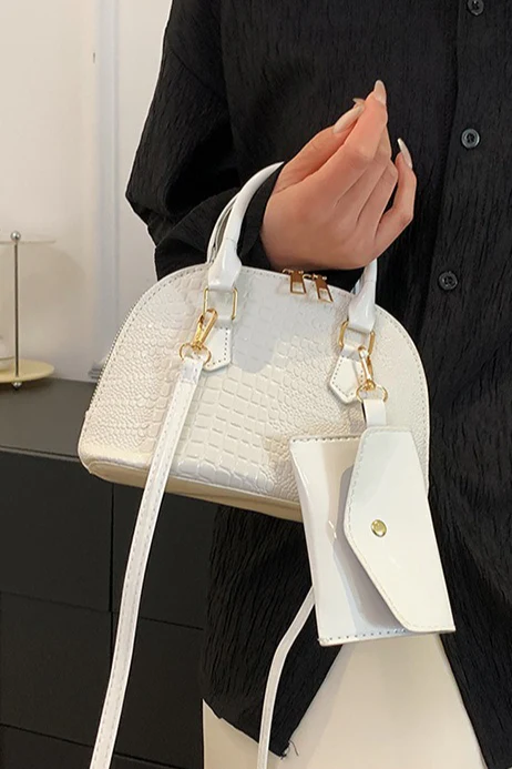 Minimalist PU Shell Small Crossbody Bag - Image 9