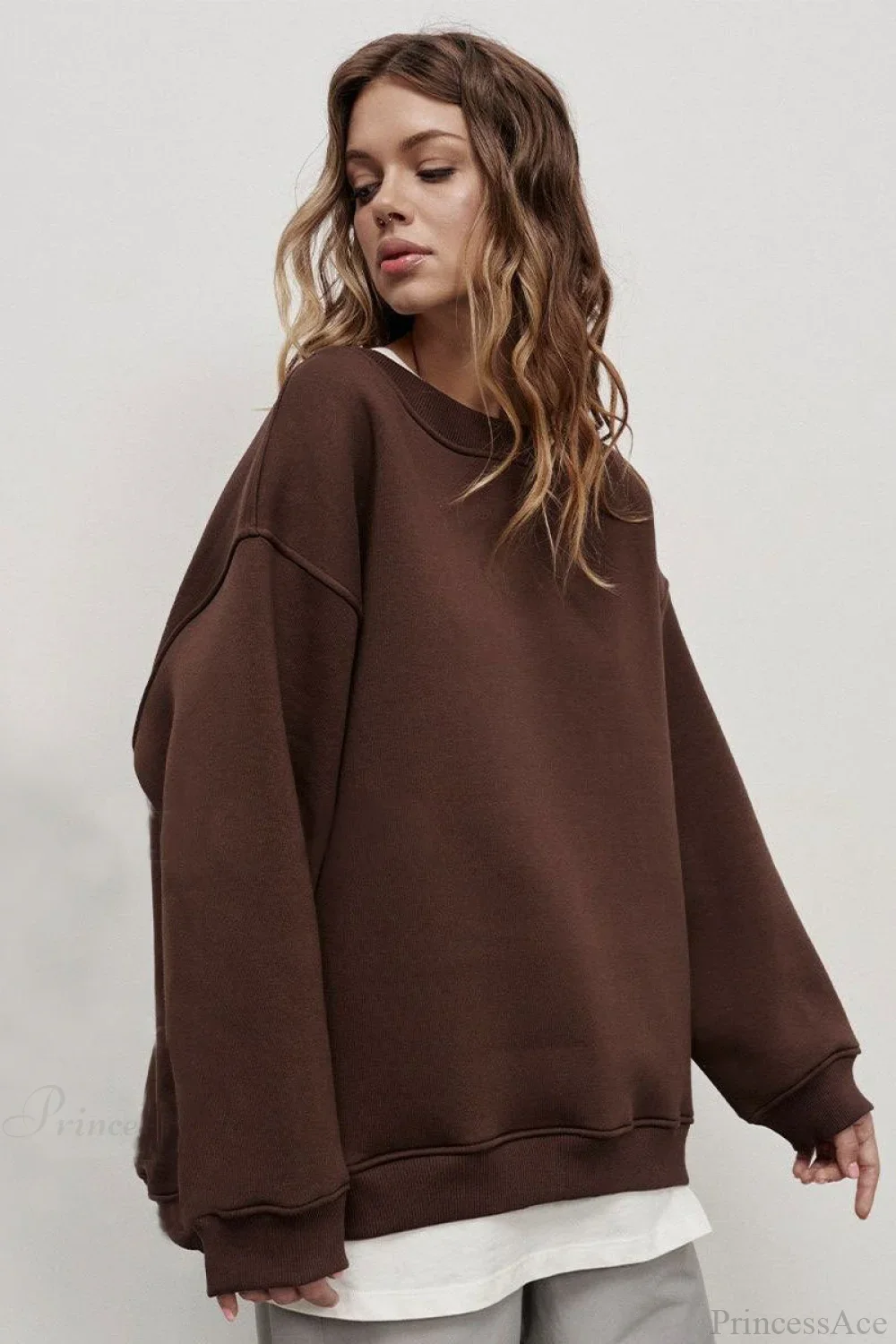 Minimalist Solid Crew Neck Oversize Sweatshirt - Image 16