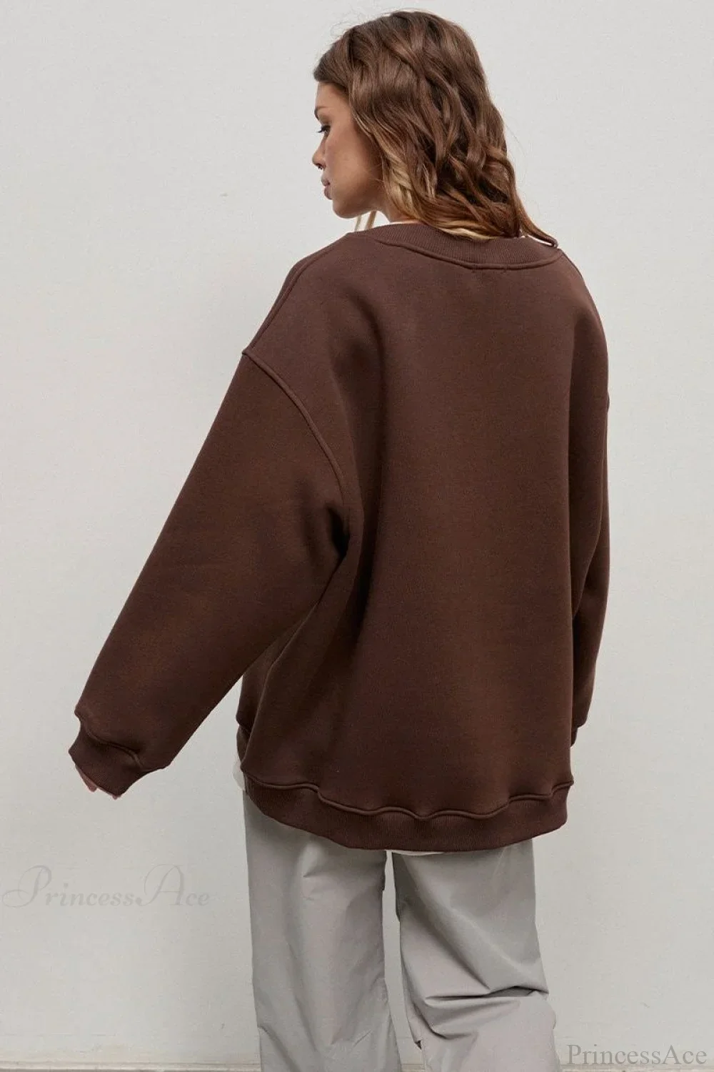 Minimalist Solid Crew Neck Oversize Sweatshirt - Image 17