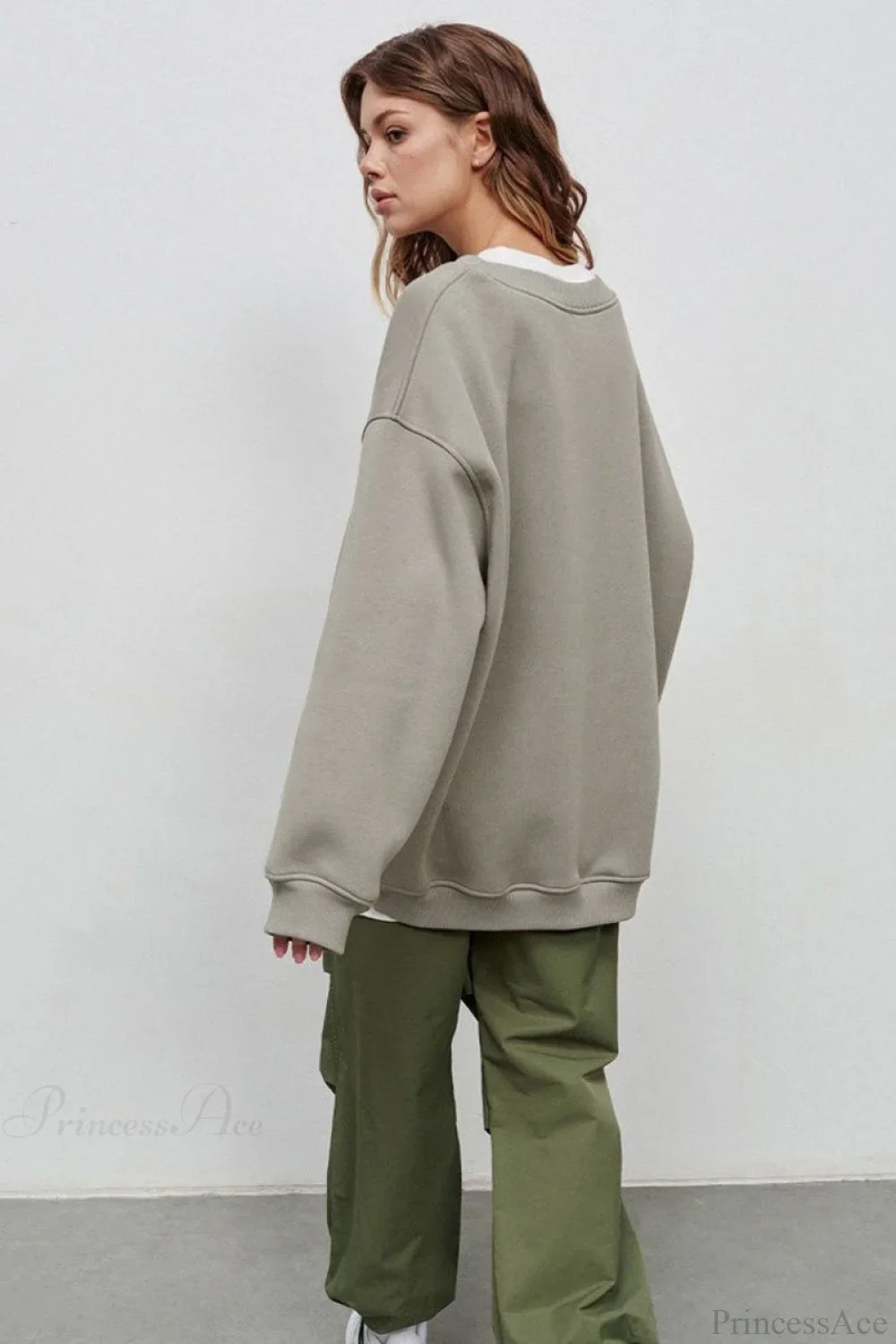 Minimalist Solid Crew Neck Oversize Sweatshirt - Image 25