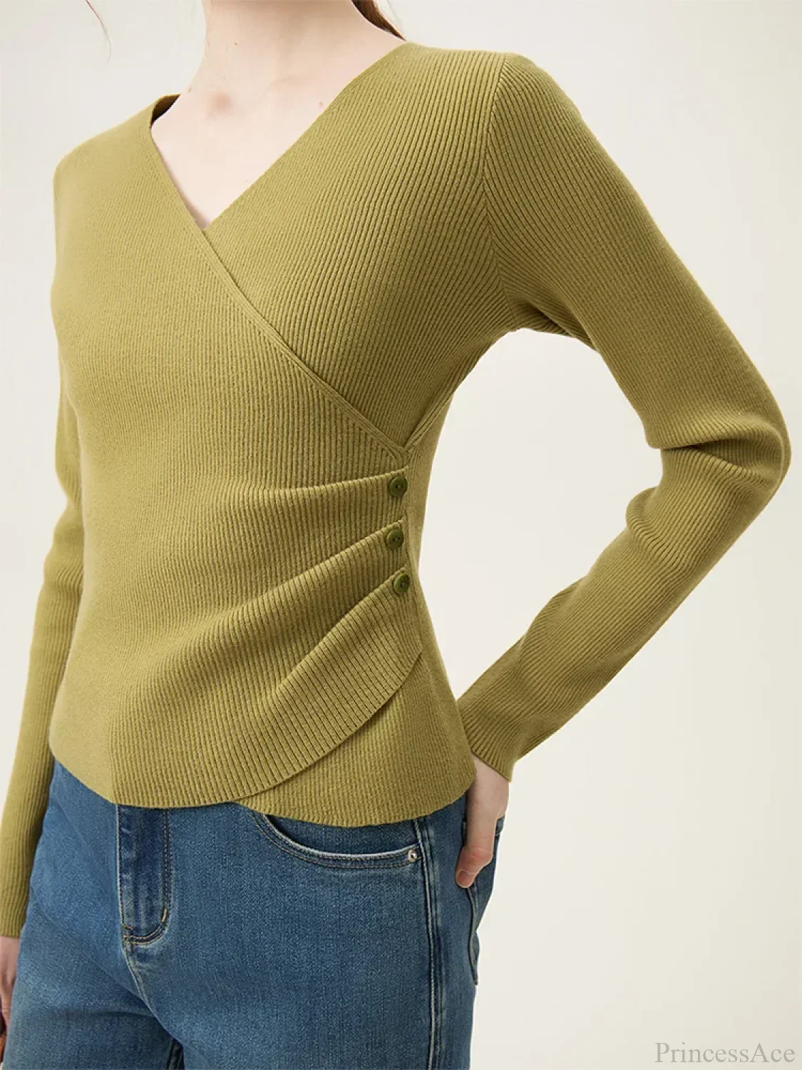 Minimalist V-neck Knit Bottom Sweater Sweater - Image 5