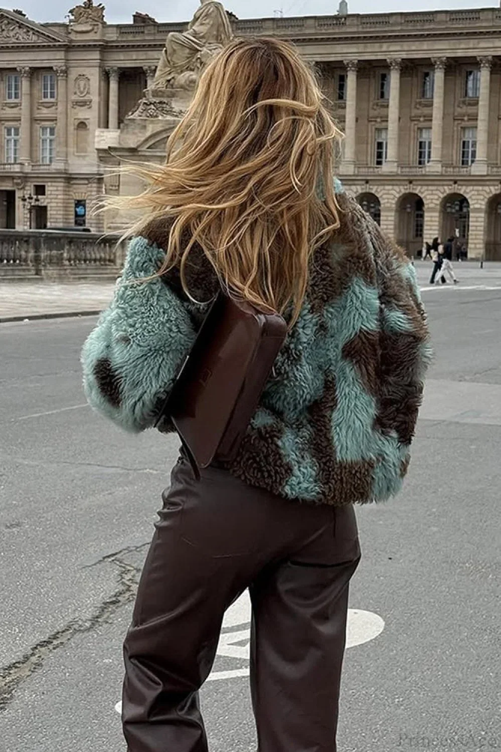Mixed Color Printed Long Sleeve Cropped Faux Fur Coat - Image 4