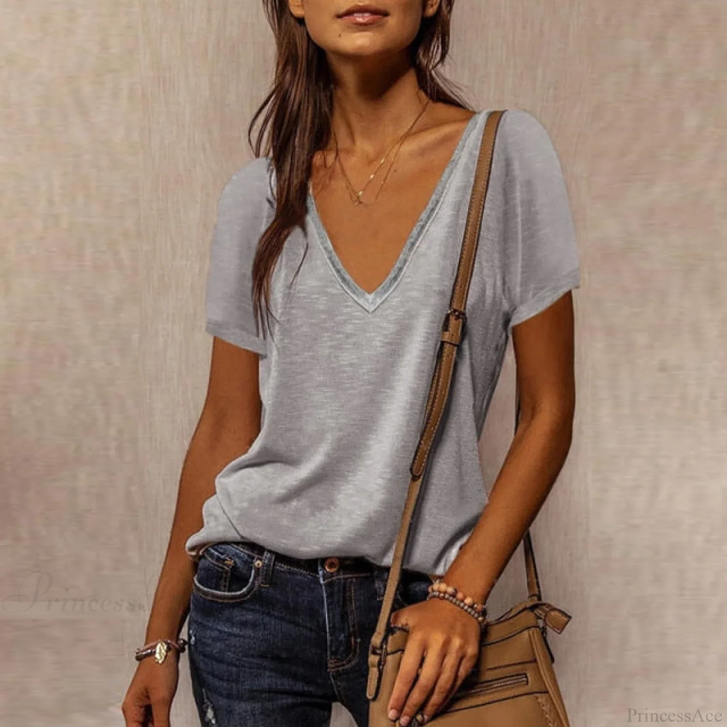 Solid Color Cotton V-Neck Loose T-shirt - Image 10