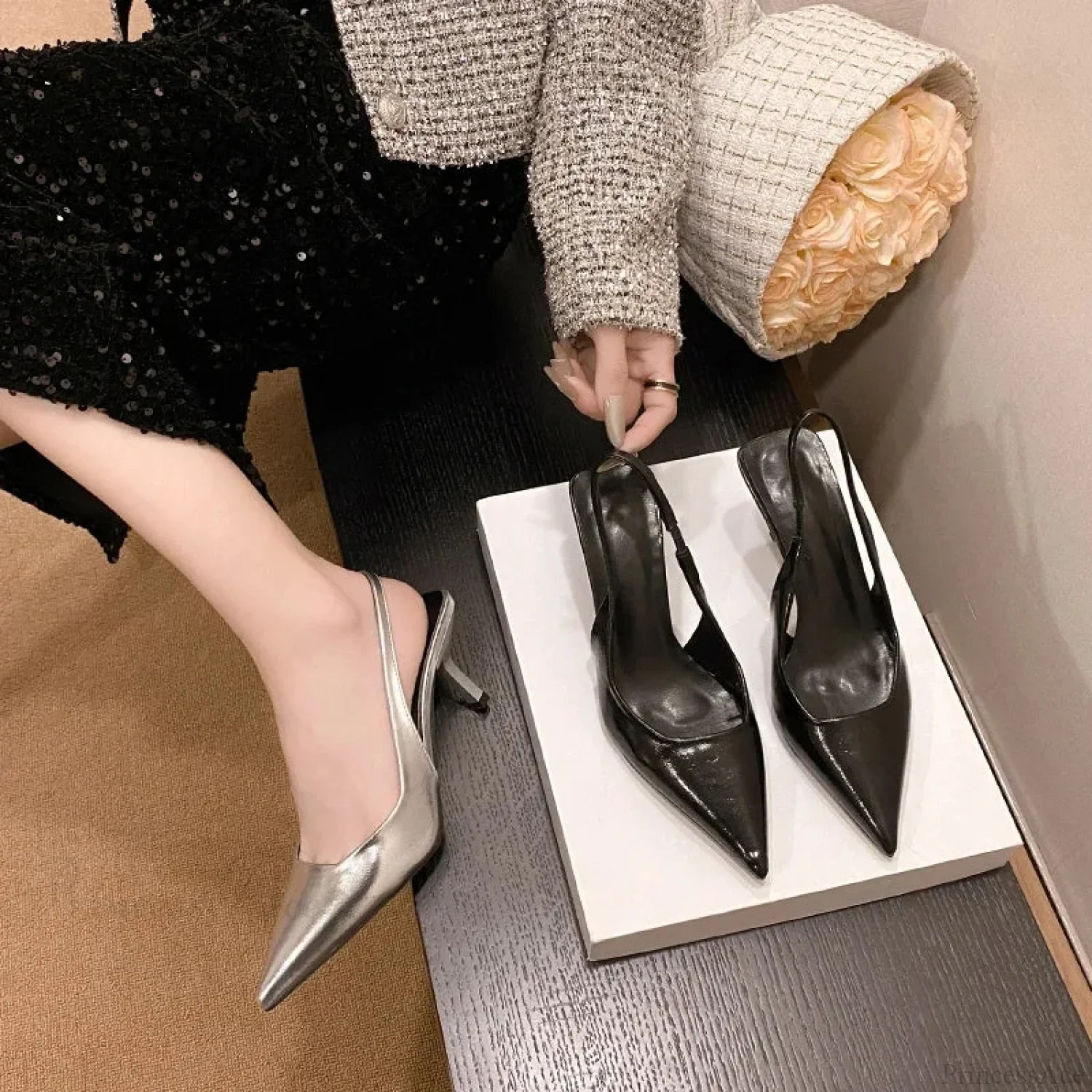 New Stiletto Solid Color Feminine Pointed Dress Party Sandals High Heel - Image 3