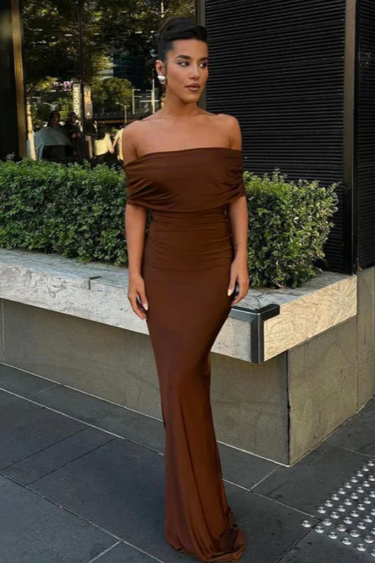 Off-Shoulder Backless Bodycon Maxi Dress