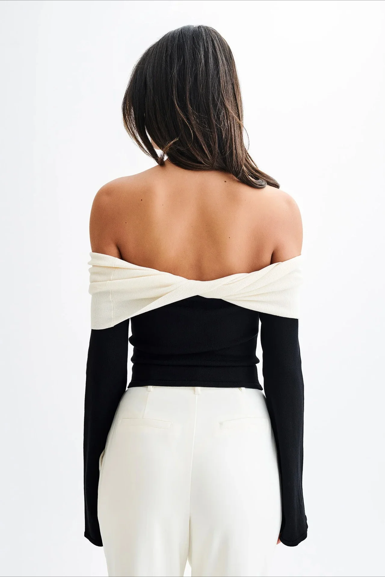 Off-Shoulder Fitted Knit Sweater - Image 2
