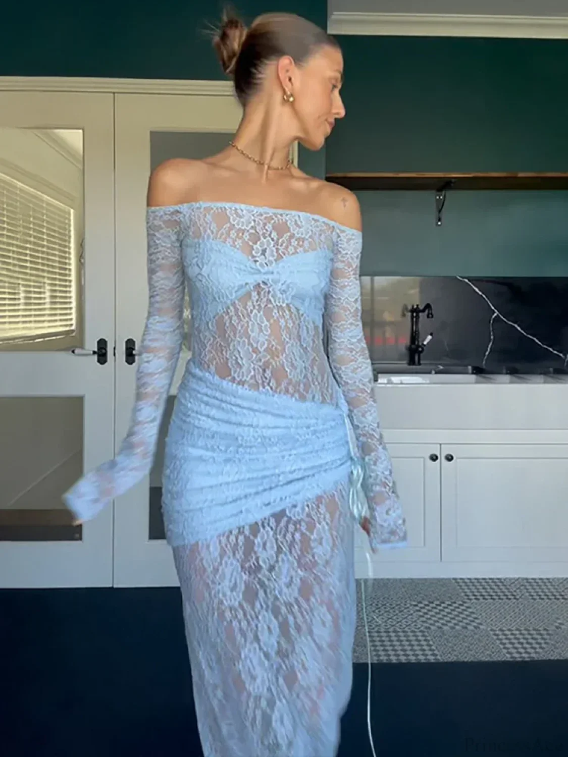 Off Shoulder Lace Vacation Dress - Image 4