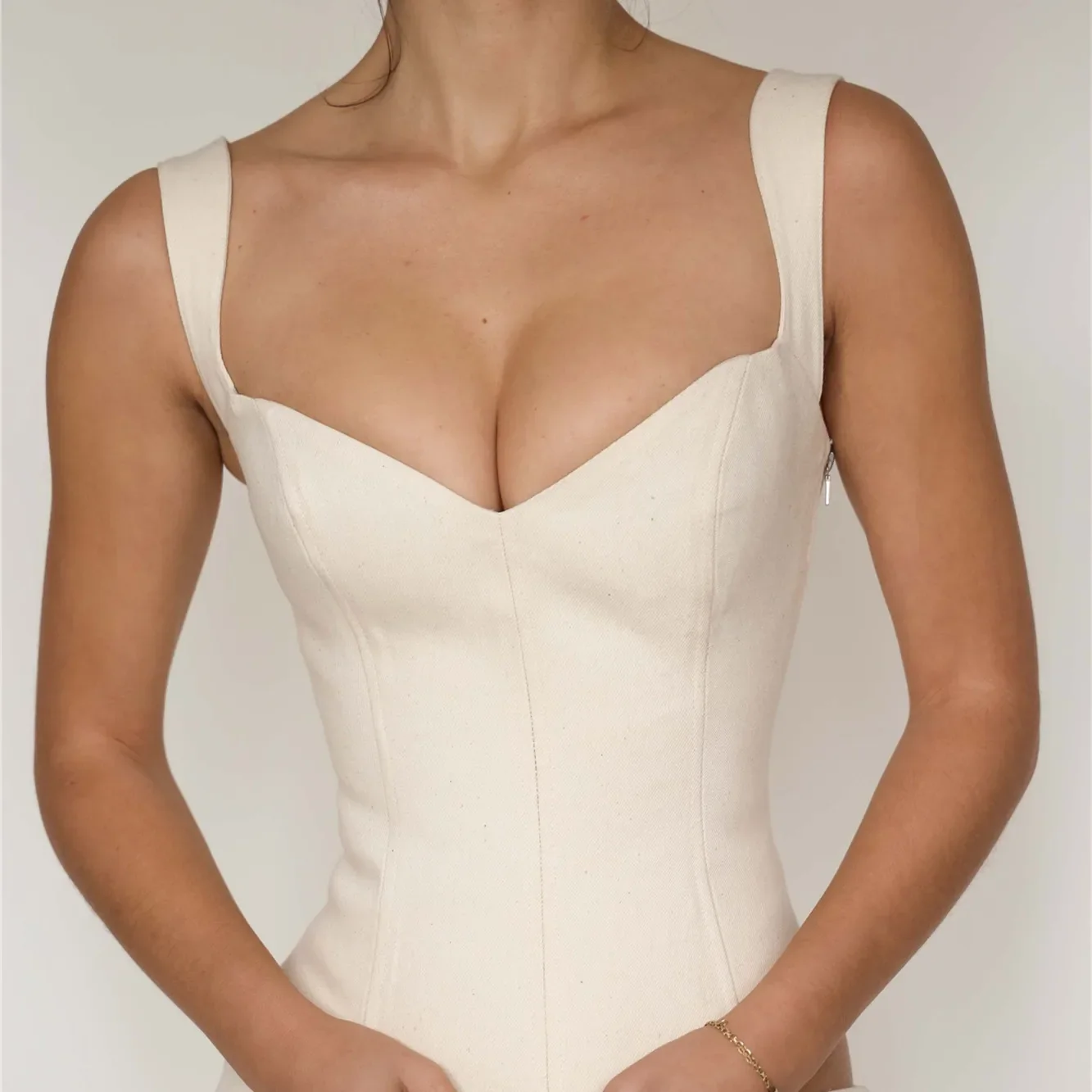 Off-Shoulder Low Cut Crop Top - Image 3