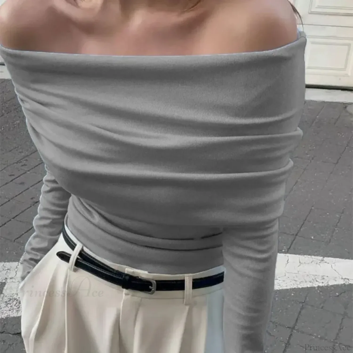 Off-Shoulder Slim Long Sleeve Pleated Sweater - Image 4
