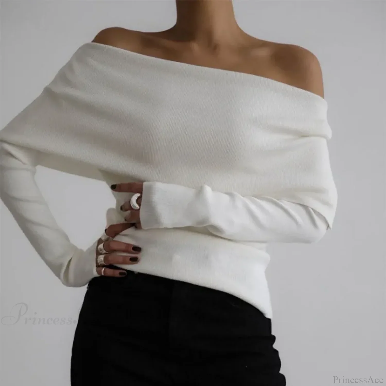Off-Shoulder Solid Long Sleeve Knitted Sweater - Image 4