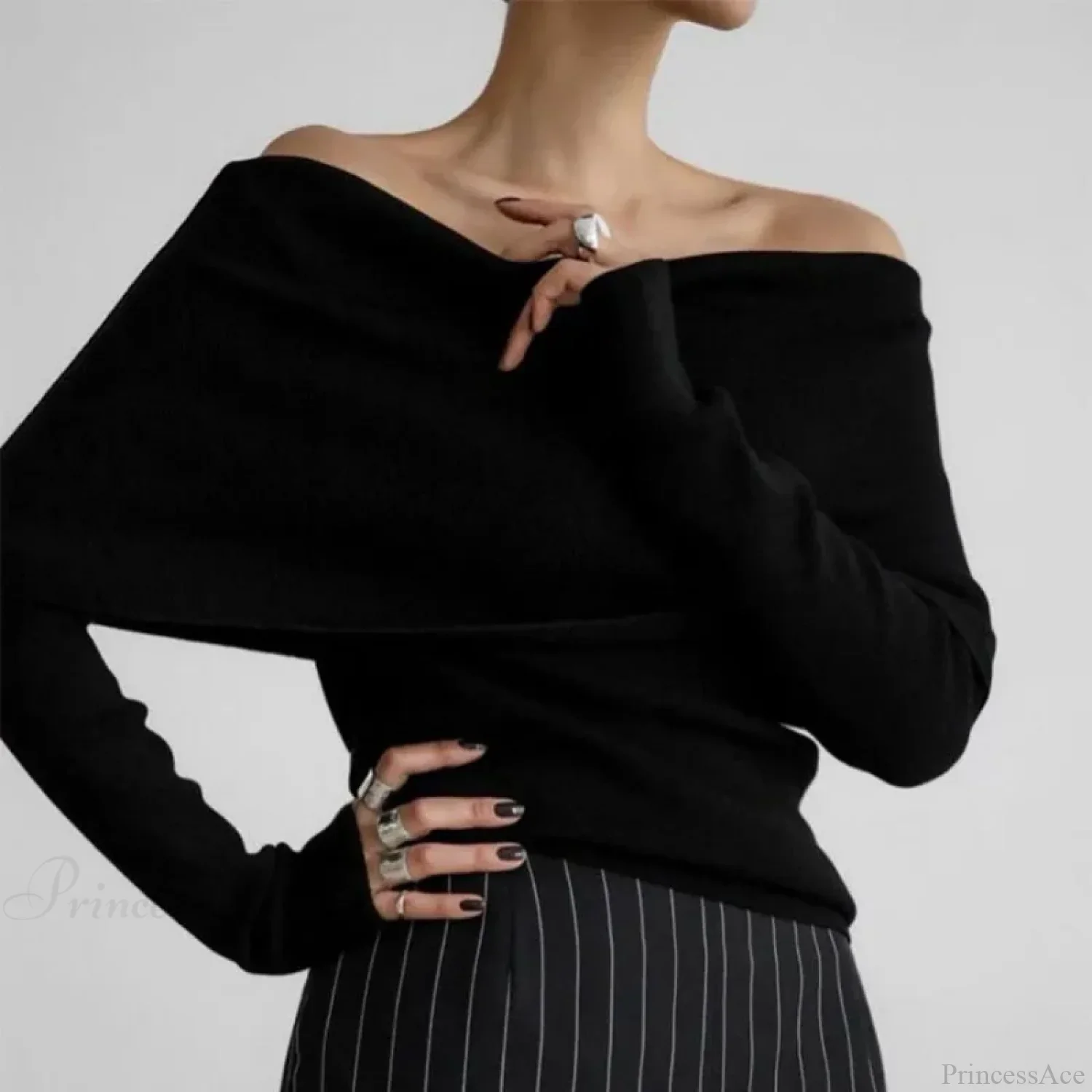 Off-Shoulder Solid Long Sleeve Knitted Sweater - Image 7