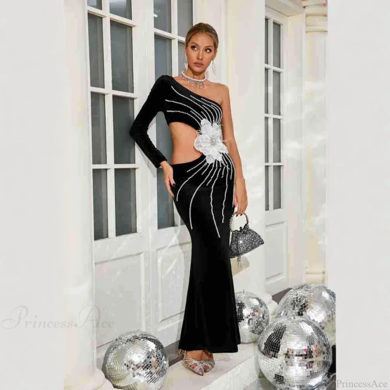 One Shoulder Pearl Embellished Elegant Prom Dress - Image 2