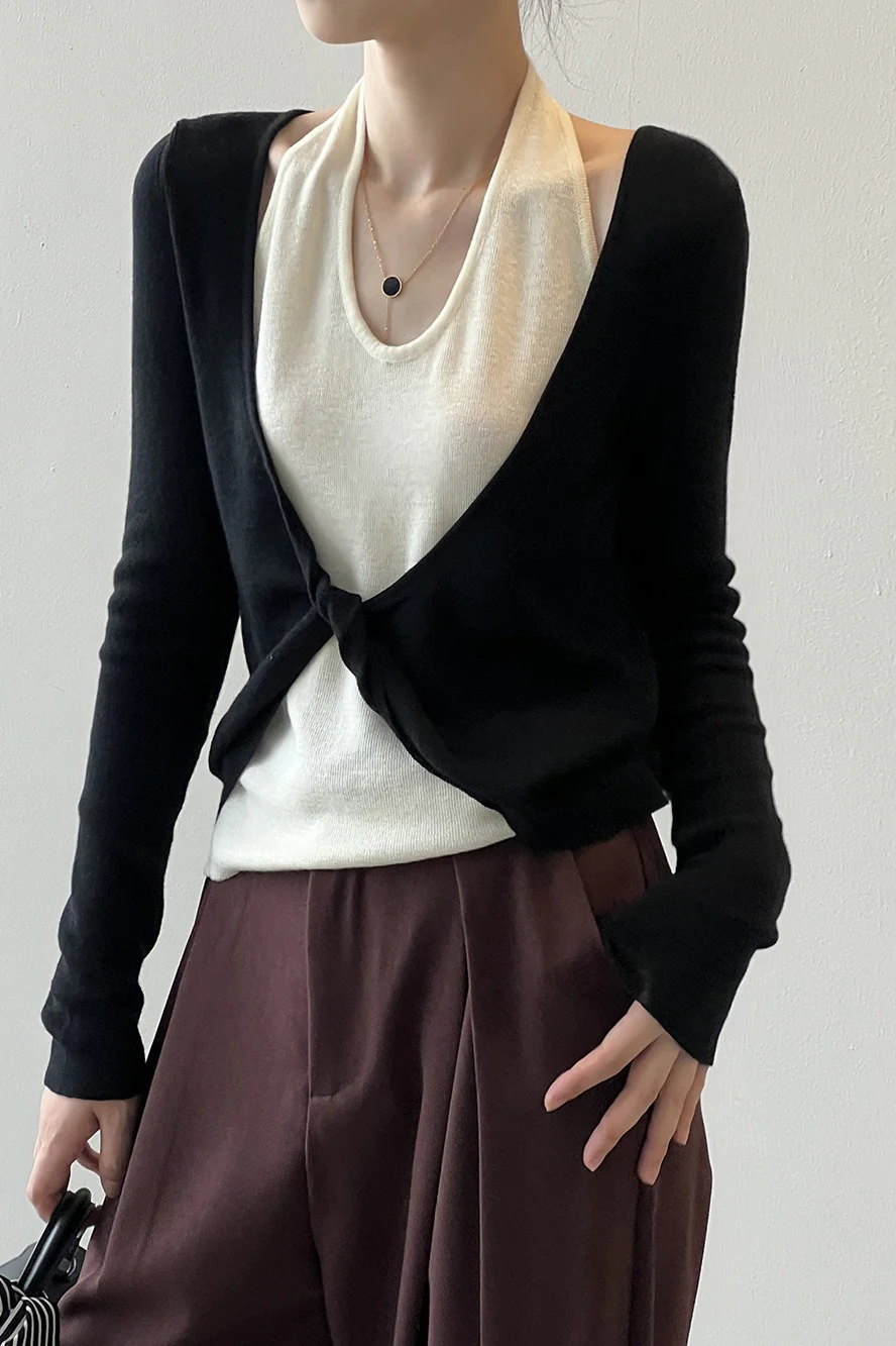 Patchwork Layered Halter Long Sleeve Tee - Image 14