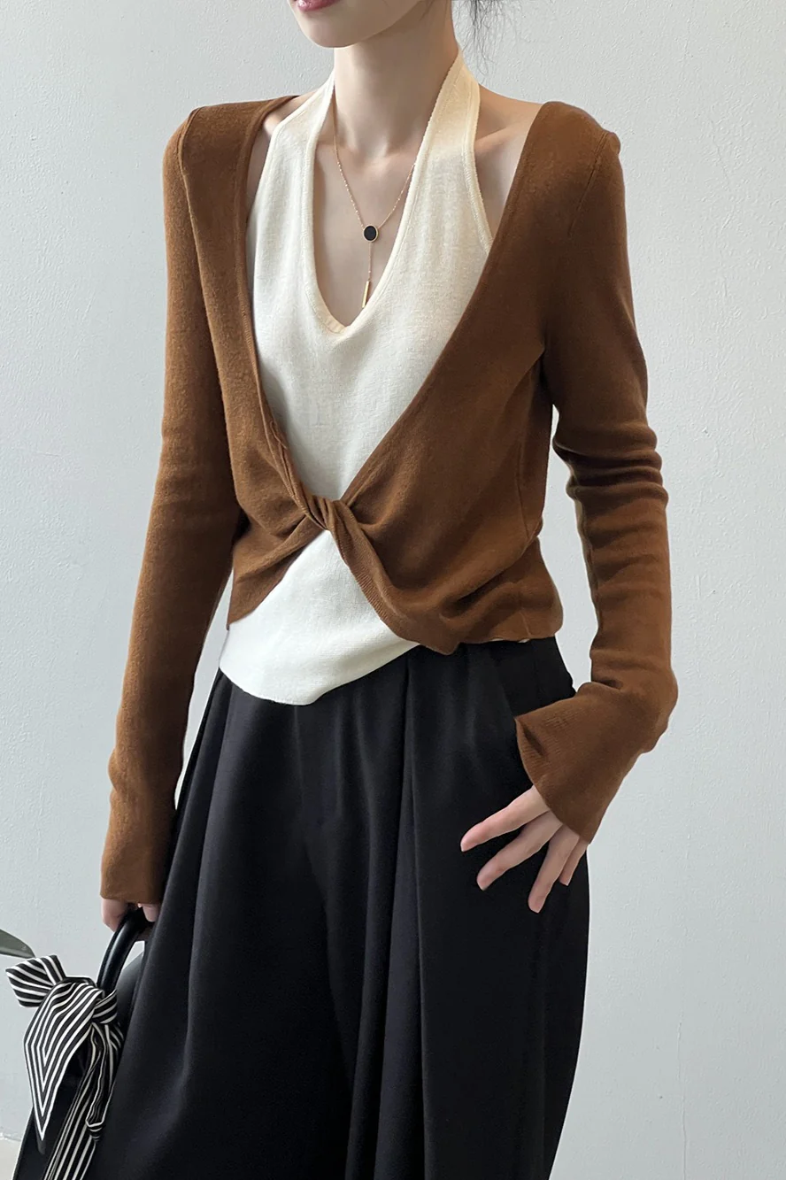 Patchwork Layered Halter Long Sleeve Tee - Image 7