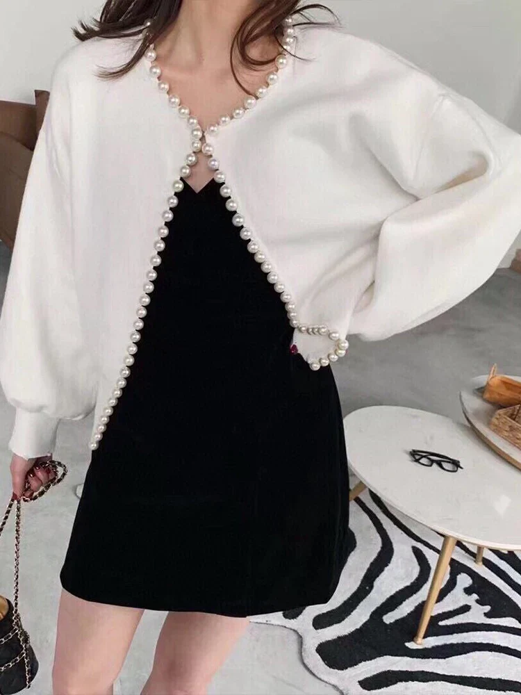 Pearl Trim O-neck Knit Cardigan - Image 5