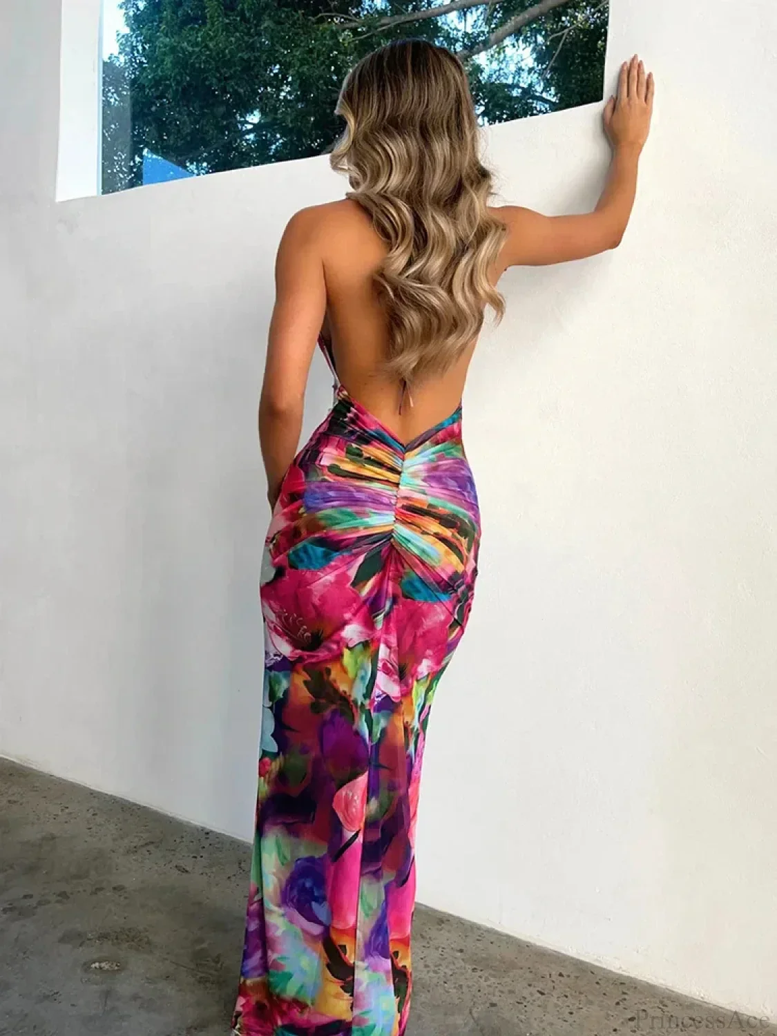 Perspective Print Halter Maxi Vacation Dress - Image 3