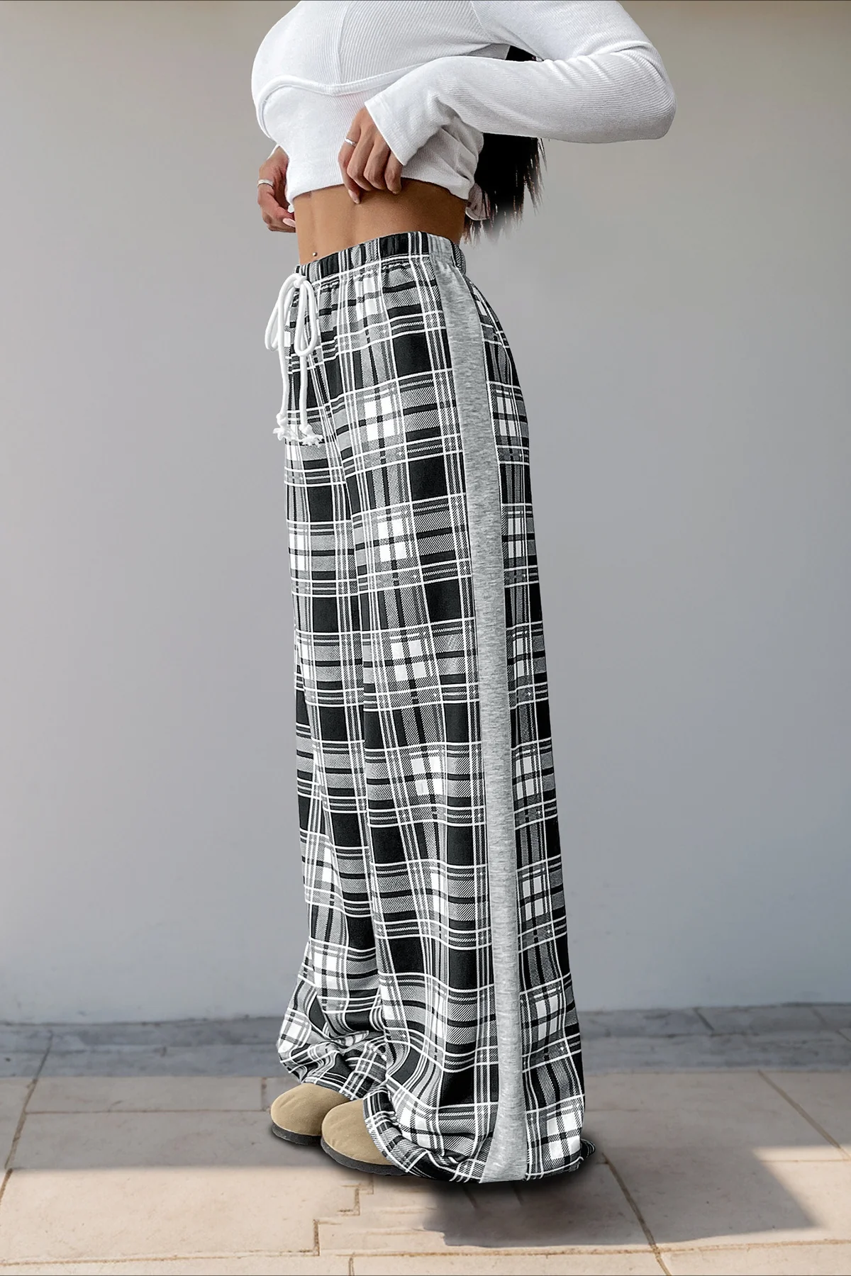 Plaid Elastic Waist Loose Fit Pants - Image 2