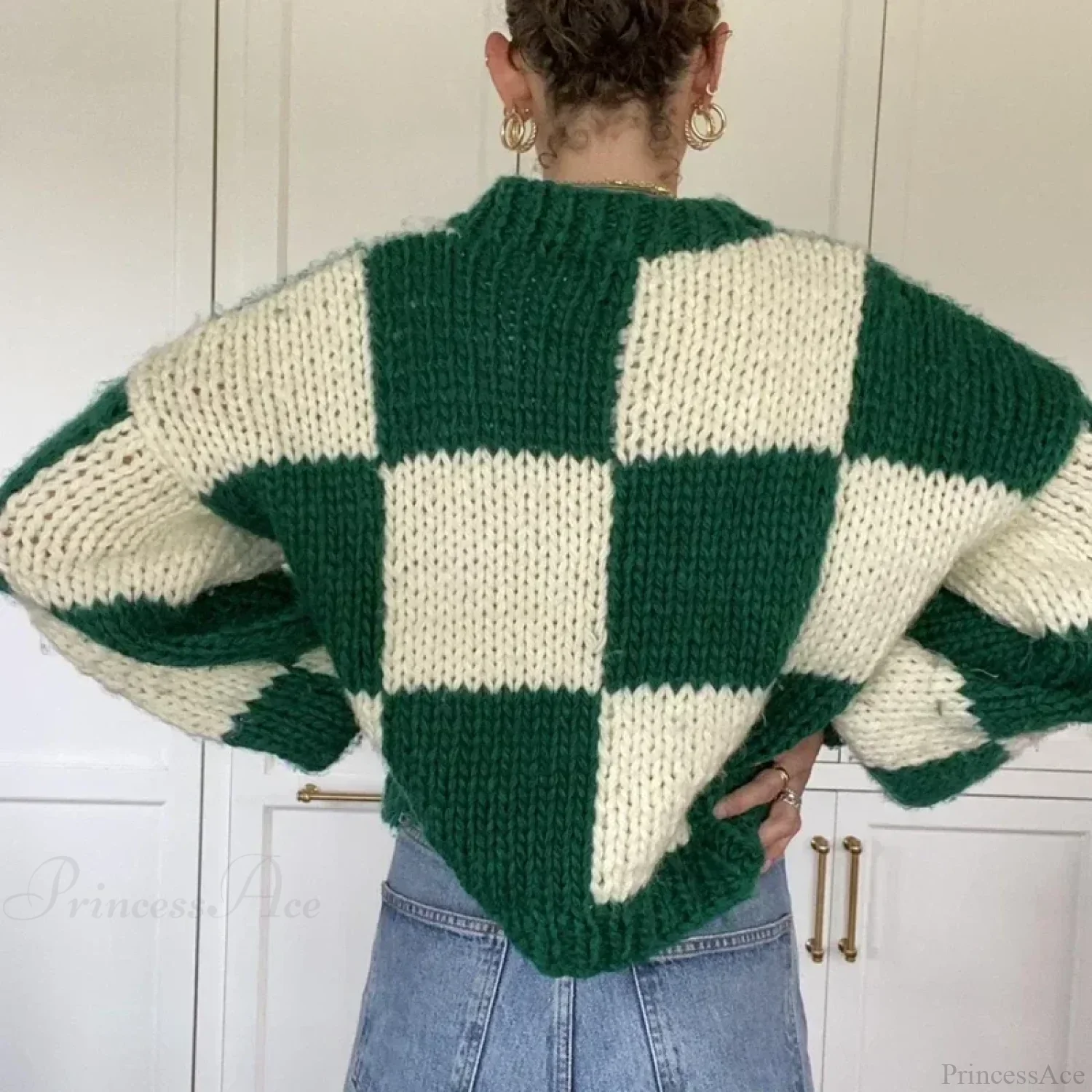 Plaid Print Cropped Comfy Sweater - Image 2