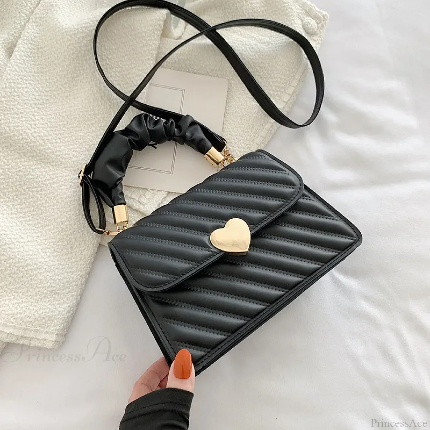 Pleated Fashion Texture Small Square Messenger Handbag - Image 5