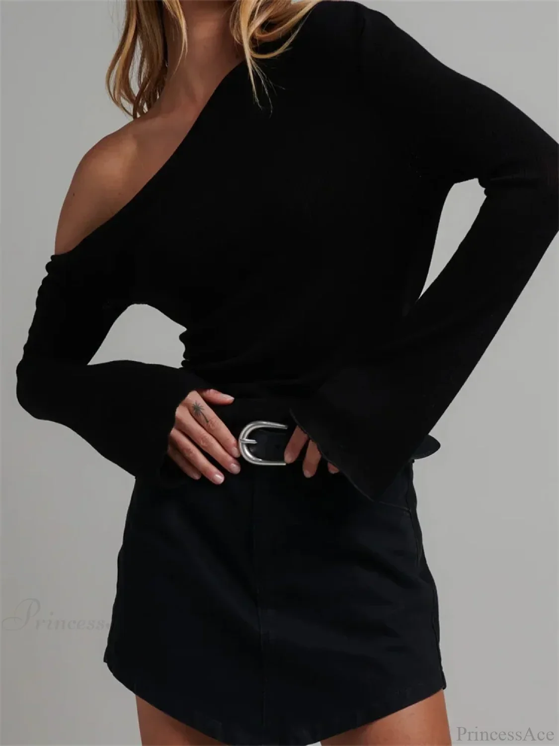 Knitted Long Flare Sleeve Solid Slim Fit T-shirt - Image 6