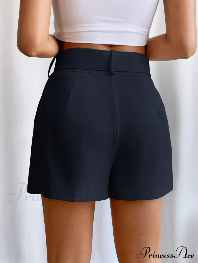 Fold Pleated Belted Wide Leg Shorts - Image 2