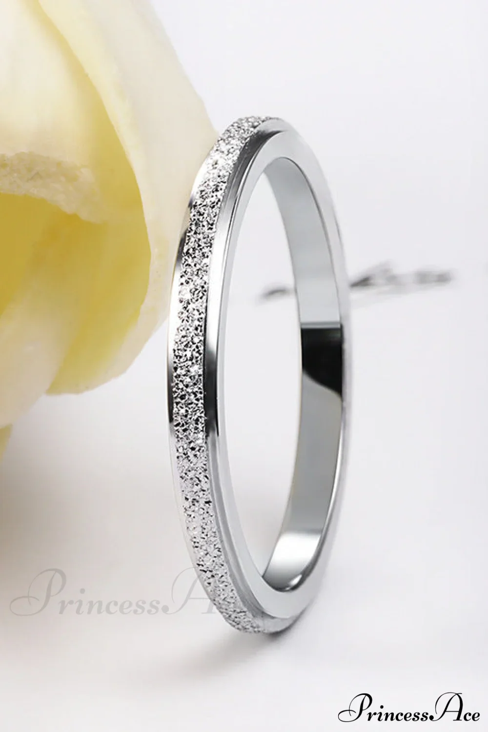 Titanium Steel Minimalist Simple Closed Rings - Image 3