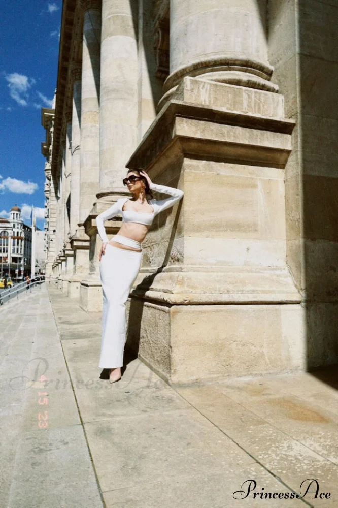 Amara Elegant Cutout Set - Image 7