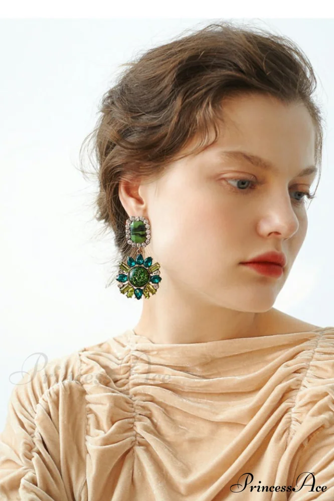 Green Dimond Stylish Dangle Earrings - Image 4