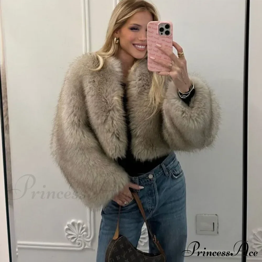 Cropped Faux Stylish Fur Coat - Image 2
