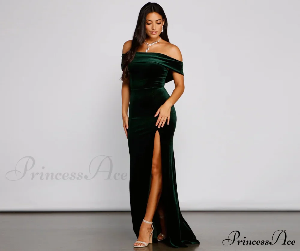 Olivia Formal Velvet Charming Off-The-Shoulder Maxi Dress - Image 5