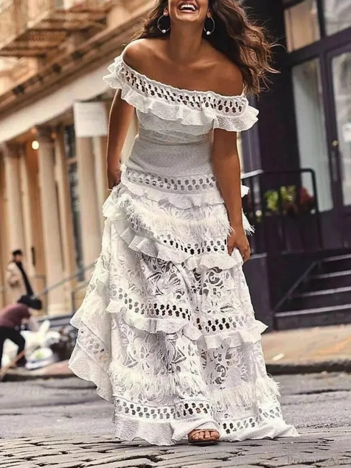 One-Shoulder Ruffled Hollow Swing Graceful Lace Patchwork Long Dress - Image 2