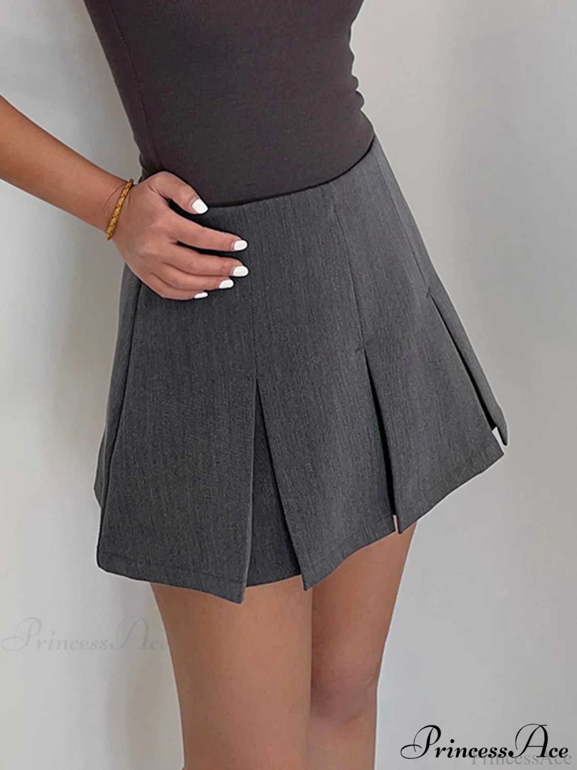 Casual Pleated Graceful Hem Mini Skirt - Image 2